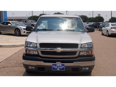 chevrolet silverado 1500 2005 silver pickup truck gasoline 8 cylinders rear wheel drive 4 speed automatic 77802