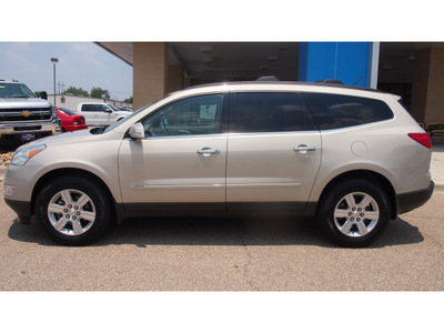 chevrolet traverse 2009 gold mist suv lt gasoline 6 cylinders front wheel drive 6 speed automatic 77802