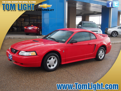 ford mustang 2000 red coupe gasoline 6 cylinders rear wheel drive automatic with overdrive 77802