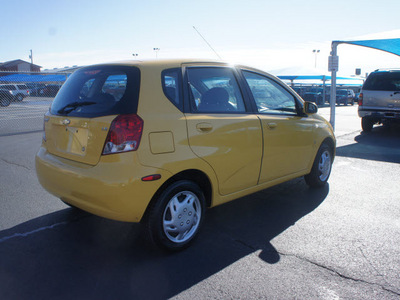 chevrolet aveo 2007 yellow hatchback aveo5 ls gasoline 4 cylinders front wheel drive automatic 76234