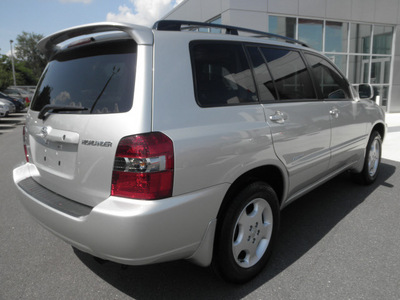 toyota highlander 2007 silver suv limited gasoline 6 cylinders all whee drive automatic 34788