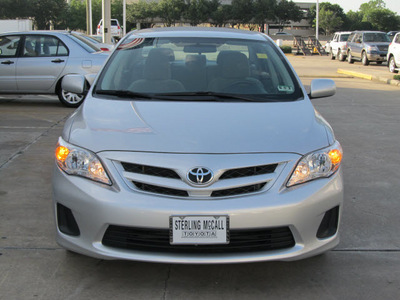 toyota corolla 2011 silver sedan le gasoline 4 cylinders front wheel drive automatic with overdrive 77074