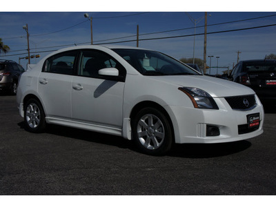 nissan sentra 2012 white sedan 2 0 sr gasoline 4 cylinders front wheel drive automatic with overdrive 78840