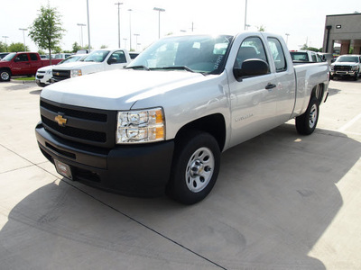 chevrolet silverado 1500 2012 silver ice pickup truck work truck gasoline 6 cylinders 2 wheel drive not specified 76051