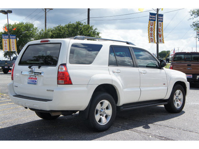 toyota 4runner 2007 white suv sport edition gasoline 6 cylinders rear wheel drive 5 speed automatic 78214