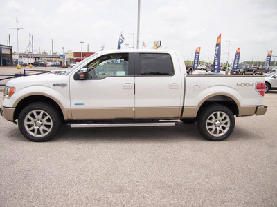 ford f 150 2012 white platinum tri king ranch gasoline 6 cylinders 4 wheel drive automatic 77375