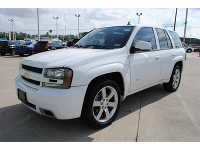 chevrolet trailblazer 2008 white suv ss gasoline 8 cylinders 2 wheel drive automatic with overdrive 77539