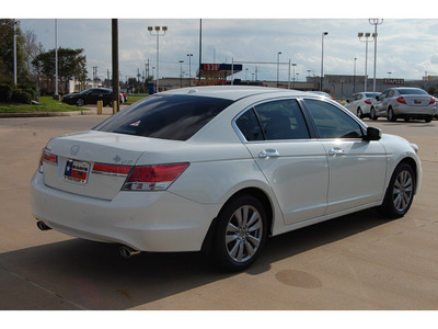 honda accord 2012 white sedan ex l v6 gasoline 6 cylinders front wheel drive automatic with overdrive 77034