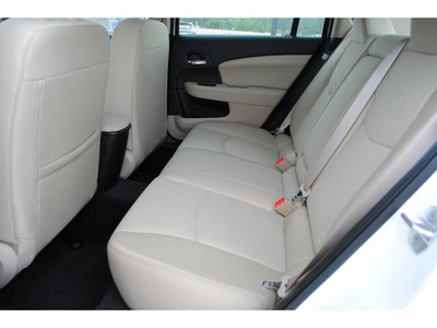 chrysler 200 2012 bright white sedan limited flex fuel v6 front wheel drive automatic 77375