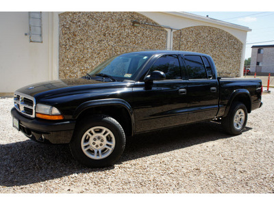 dodge dakota 2004 black pickup truck sport gasoline 8 cylinders rear wheel drive automatic 78757