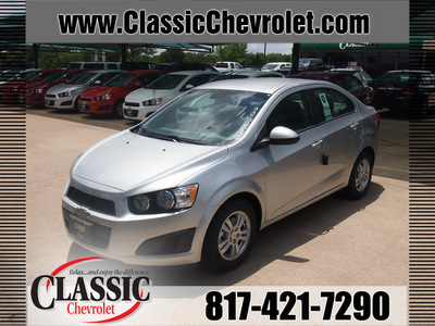 chevrolet sonic 2012 silver ice sedan ls gasoline 4 cylinders front wheel drive 5 speed manual 76051