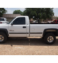 chevrolet silverado 2500hd 2001 white diesel 8 cylinders rear wheel drive automatic with overdrive 76520