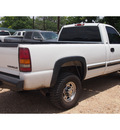 chevrolet silverado 2500hd 2001 white diesel 8 cylinders rear wheel drive automatic with overdrive 76520