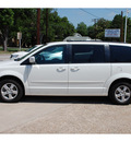 dodge grand caravan 2011 white van mainstreet flex fuel 6 cylinders front wheel drive automatic with overdrive 76520