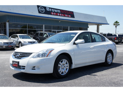 nissan altima 2012 white sedan 2 5 gasoline 4 cylinders front wheel drive automatic 78840