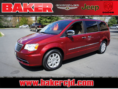 chrysler town and country 2012 red van touring l flex fuel 6 cylinders front wheel drive automatic 08844