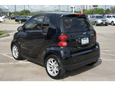 smart fortwo 2008 black coupe pure gasoline 3 cylinders rear wheel drive automatic 77566