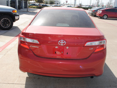 toyota camry 2012 red sedan le gasoline 4 cylinders front wheel drive automatic 76053
