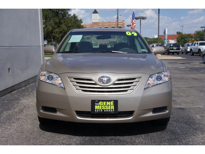 toyota camry 2009 tan sedan gasoline 4 cylinders front wheel drive automatic 79407