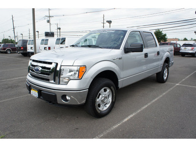 ford f 150 2011 silver xlt flex fuel 8 cylinders 4 wheel drive automatic with overdrive 08902