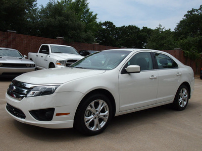 ford fusion 2012 white sedan se flex fuel 6 cylinders front wheel drive automatic 75080