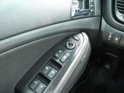 kia optima hybrid 2012 gray sedan hybrid 4 cylinders front wheel drive automatic 75604