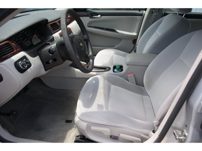 chevrolet impala 2009 silver sedan ls flex fuel 6 cylinders front wheel drive automatic 76541