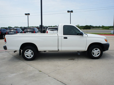 toyota tundra 2002 white pickup truck 6 cylinders 5 speed manual 76087