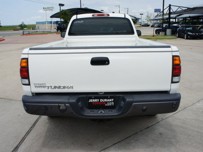 toyota tundra 2002 white pickup truck 6 cylinders 5 speed manual 76087
