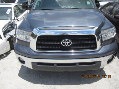 toyota tundra crewmax