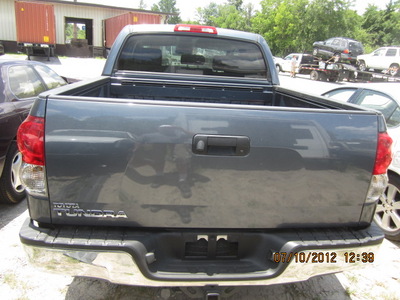 toyota tundra crewmax