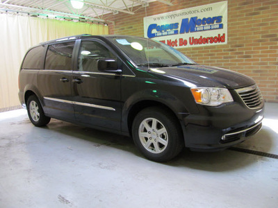 chrysler town and country 2012 black van touring flex fuel 6 cylinders front wheel drive automatic 44883