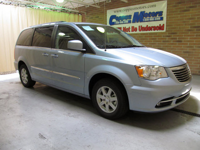 chrysler town and country 2012 lt  blue van touring flex fuel 6 cylinders front wheel drive automatic 44883