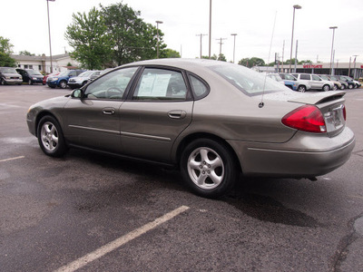 ford taurus 2003 green sedan se gasoline 6 cylinders front wheel drive 4 speed automatic 46168