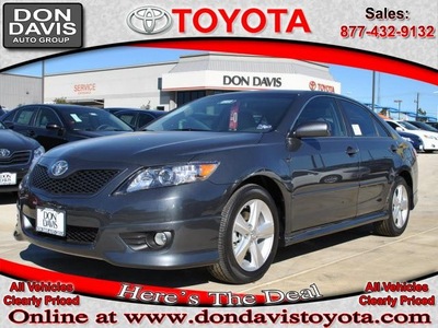 toyota camry 2011 gray sedan se gasoline 4 cylinders front wheel drive automatic 76011