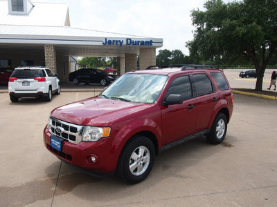 ford escape 2009 red suv xlt gasoline 4 cylinders front wheel drive automatic 76049