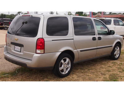 chevrolet uplander 2008 silver van ls gasoline 6 cylinders front wheel drive automatic with overdrive 76567