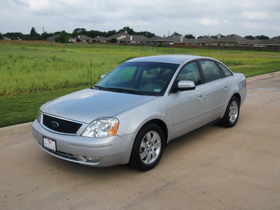 ford five hundred 2005 silver sedan sel gasoline 6 cylinders front wheel drive automatic 76049