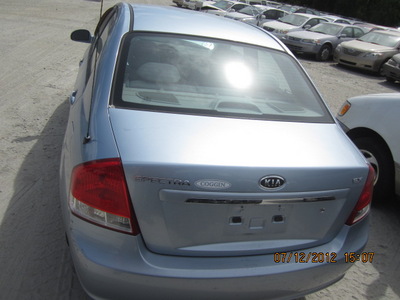 kia spectra