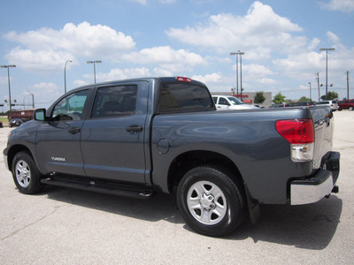 toyota tundra 2010 gray gasoline 8 cylinders 2 wheel drive automatic 76011