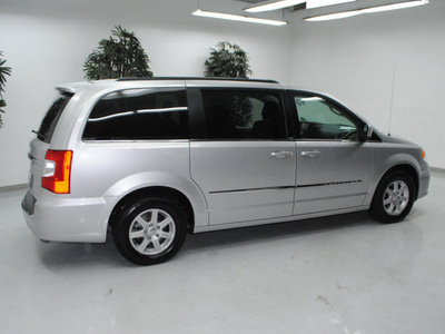 chrysler town and country 2011 silver van touring flex fuel 6 cylinders front wheel drive automatic 91731