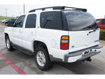 chevrolet tahoe 2004 white suv z71 flex fuel 8 cylinders 4 wheel drive automatic 76543