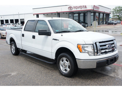 ford f 150 2009 white xlt gasoline 8 cylinders 2 wheel drive automatic 76543