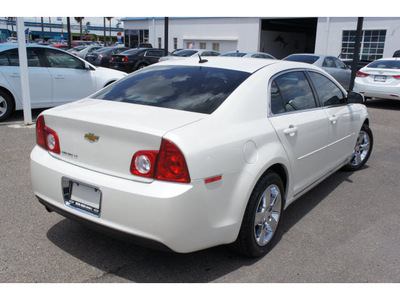 chevrolet malibu 2011 white sedan lt gasoline 4 cylinders front wheel drive automatic 78501