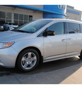 honda odyssey 2012 silver van gasoline 6 cylinders front wheel drive 6 speed automatic 77025