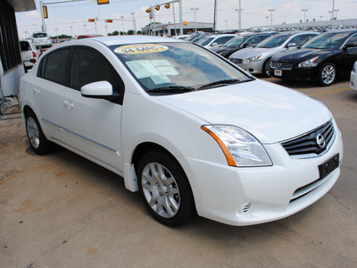 nissan sentra 2012 white sedan 2 0 s gasoline 4 cylinders front wheel drive automatic 75150