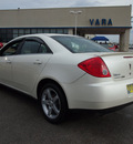 pontiac g6 2008 white sedan gasoline 6 cylinders front wheel drive 4 speed automatic 78224