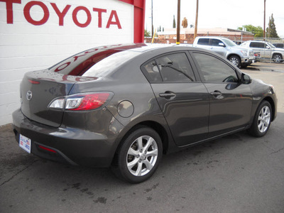 mazda mazda3 2010 gray sedan gasoline 4 cylinders front wheel drive automatic 79925