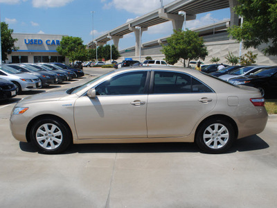 toyota camry hybrid 2008 tan sedan hybrid 4 cylinders front wheel drive automatic 75034