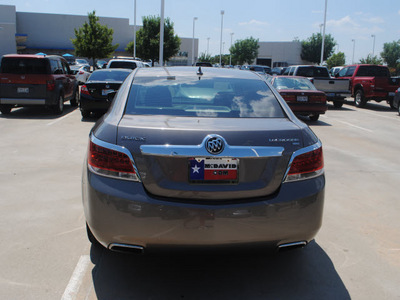 buick lacrosse 2010 brown sedan cxs gasoline 6 cylinders front wheel drive automatic 75034